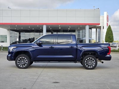2022 Toyota TUNDRA 4X4 SR5