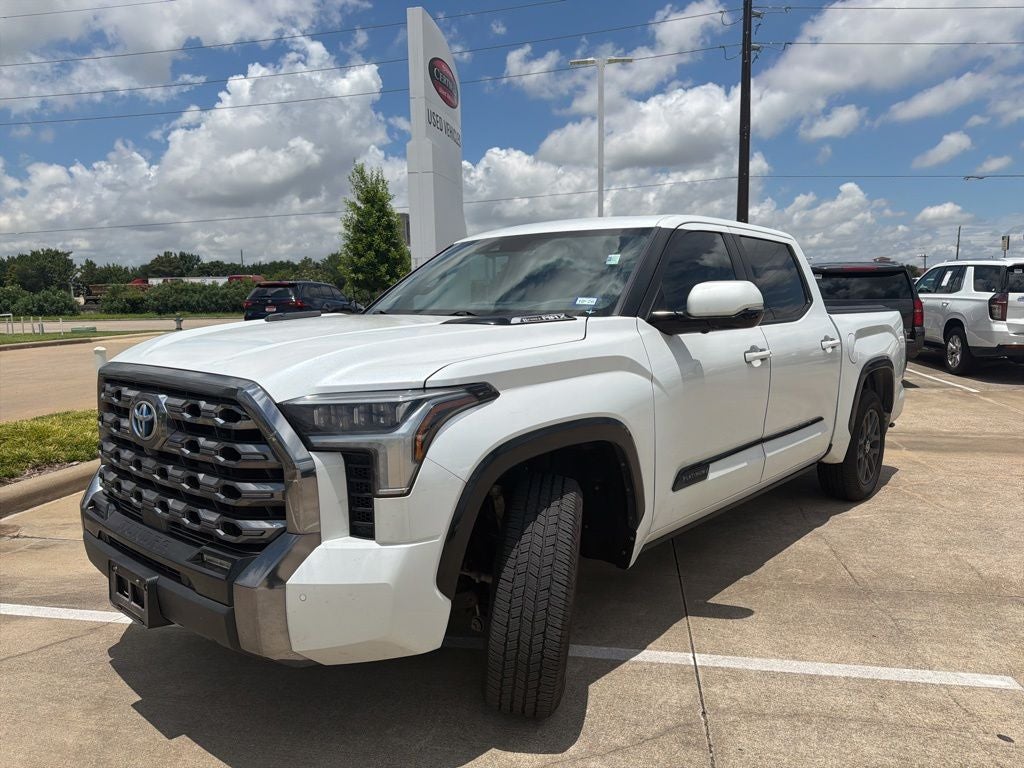 2024 Toyota Tundra i-FORCE MAX Platinum