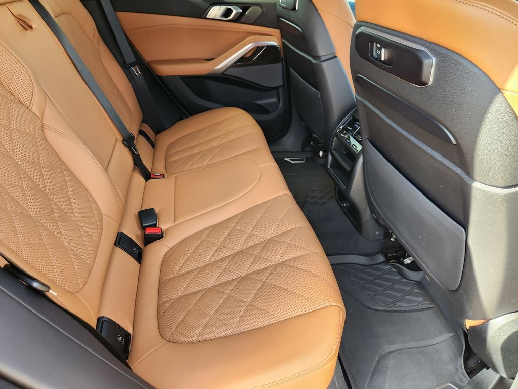 2024 BMW X6 xDrive40i