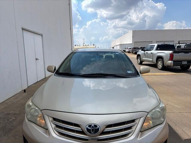 2013 Toyota COROLLA LE