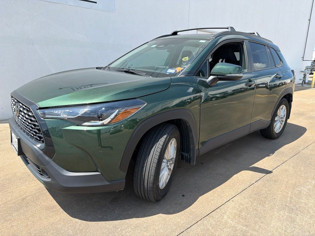 2024 Toyota Corolla Cross LE