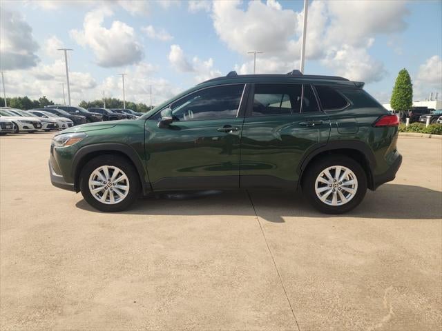 2024 Toyota Corolla Cross LE