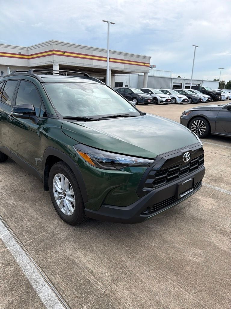 2026 Toyota Corolla Cross LE