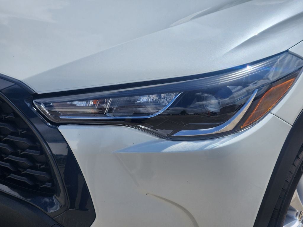 2025 Toyota Corolla Cross LE