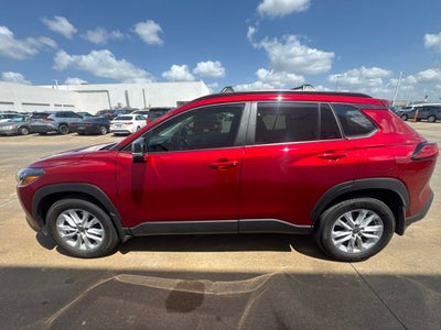 2025 Toyota Corolla Cross LE