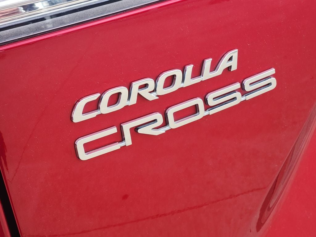 2025 Toyota Corolla Cross LE