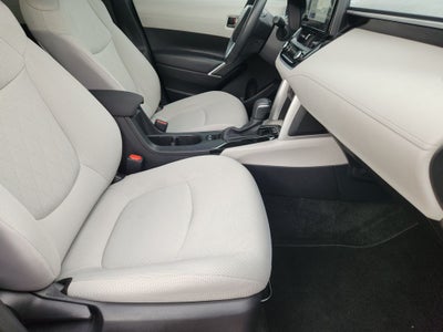 2025 Toyota Corolla Cross LE