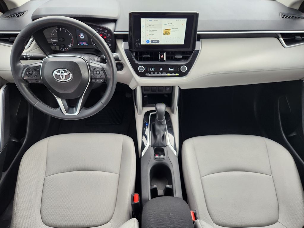 2025 Toyota Corolla Cross LE