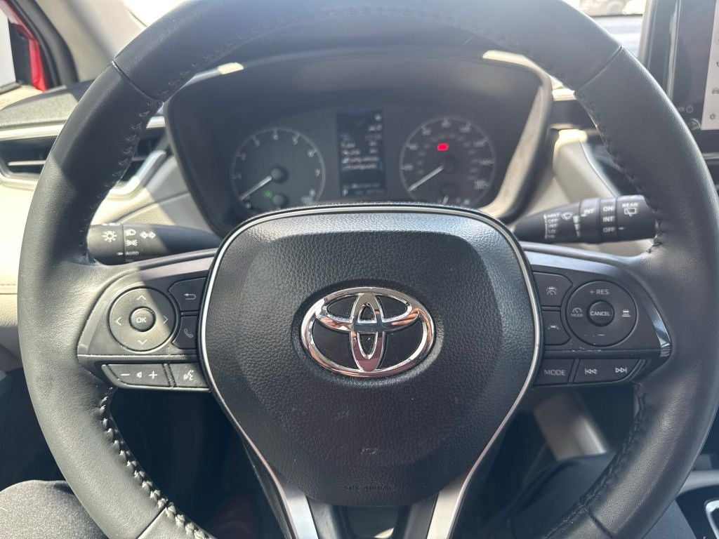2025 Toyota Corolla Cross LE