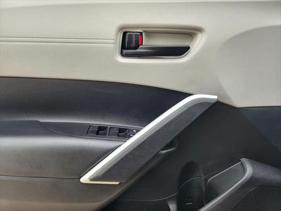2025 Toyota Corolla Cross LE