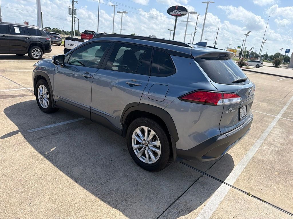 2023 Toyota Corolla Cross LE