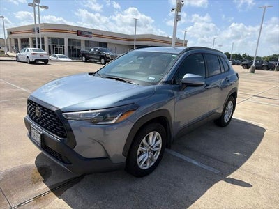 2023 Toyota Corolla Cross LE