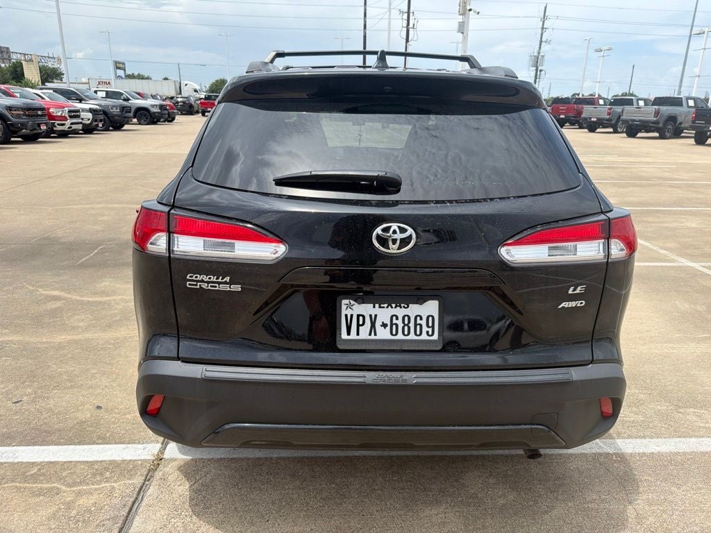 2024 Toyota Corolla Cross LE
