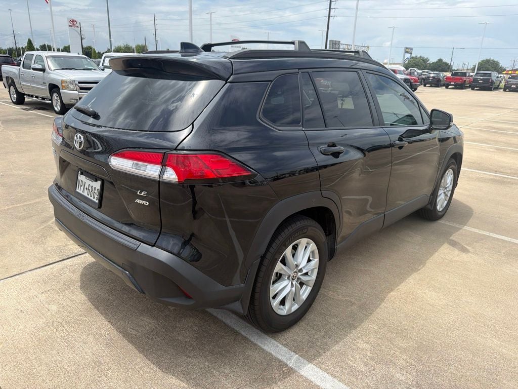 2024 Toyota Corolla Cross LE