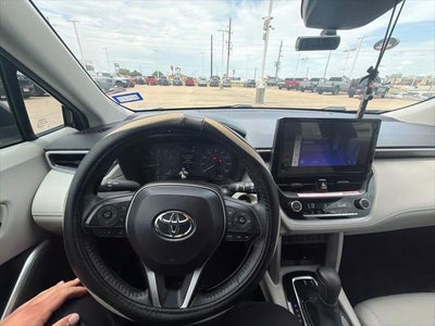 2024 Toyota Corolla Cross LE