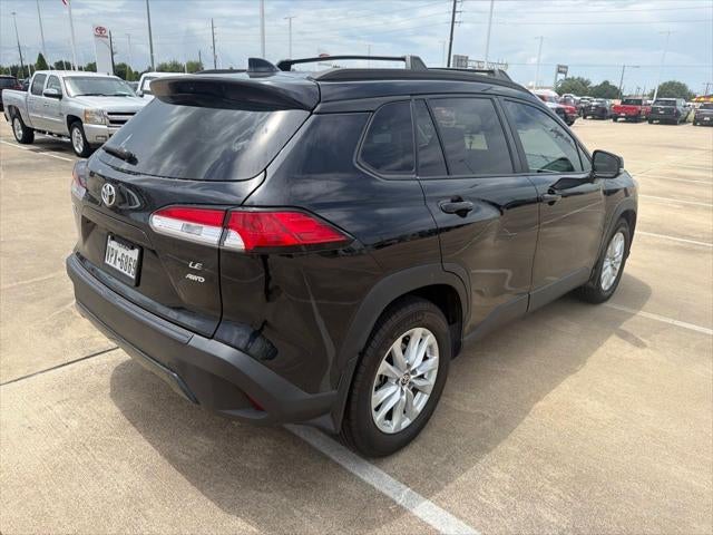 2024 Toyota Corolla Cross LE