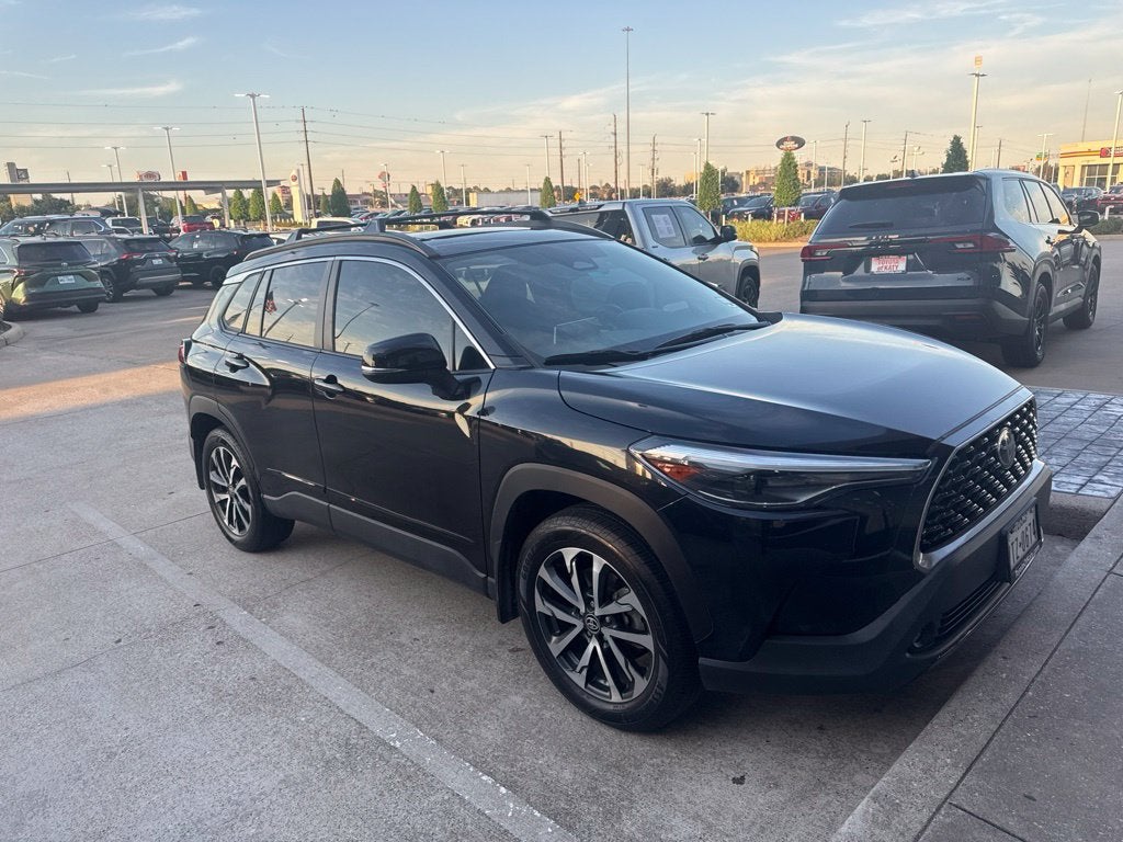 2024 Toyota Corolla Cross XLE