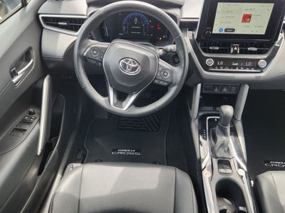 2025 Toyota Corolla Cross XLE