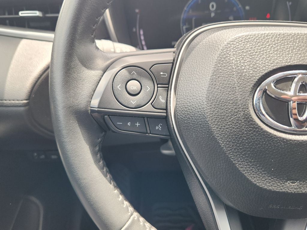 2025 Toyota Corolla Cross XLE