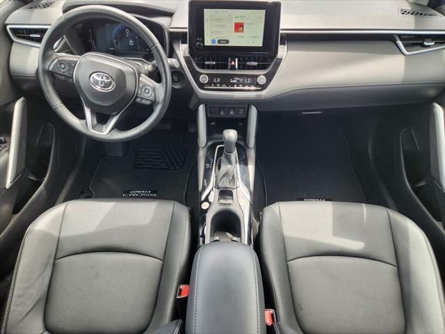 2025 Toyota Corolla Cross XLE