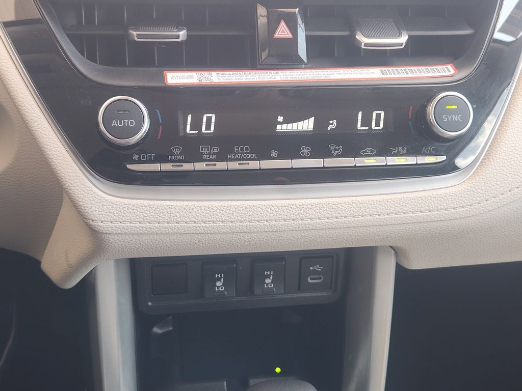 2024 Toyota Corolla Cross XLE