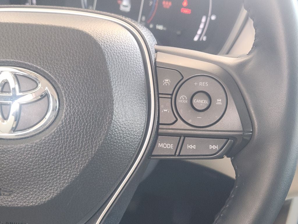 2024 Toyota Corolla Cross XLE