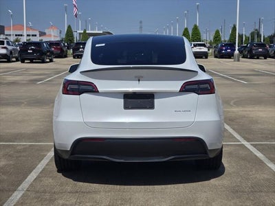 2024 Tesla Model Y Long Range
