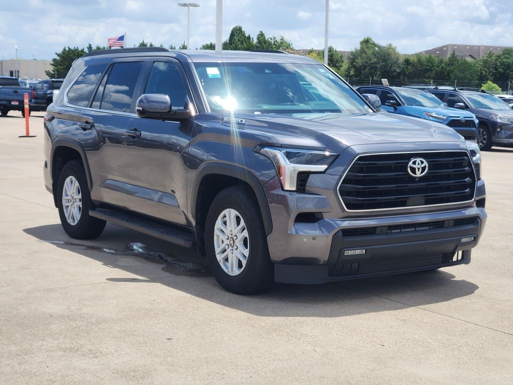 2025 Toyota Sequoia SR5