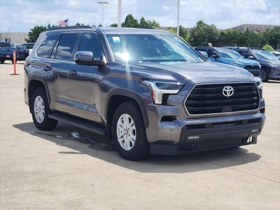2025 Toyota Sequoia SR5