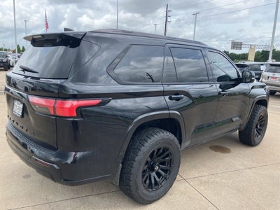 2024 Toyota Sequoia Platinum