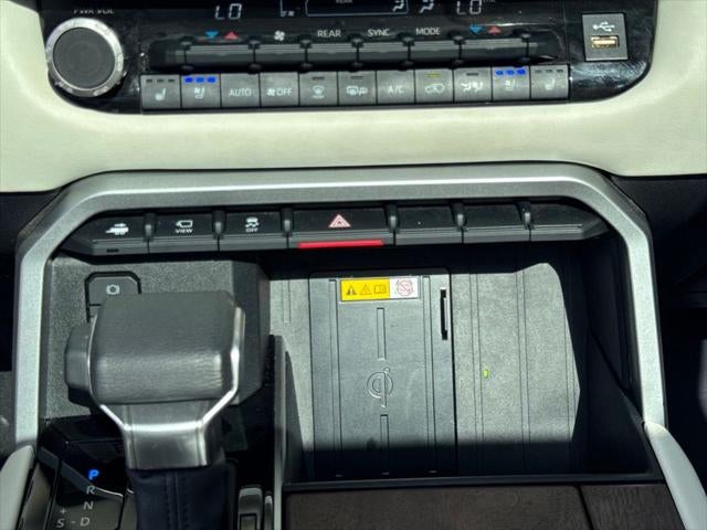 2024 Toyota Sequoia Capstone