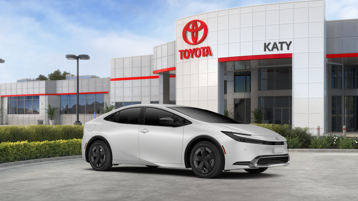 2027 Toyota Prius Plug-in Hybrid SE