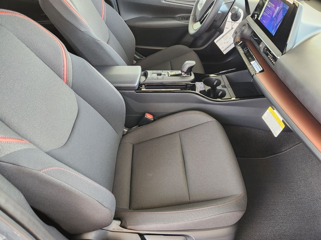 2026 Toyota Prius Plug-in Hybrid SE