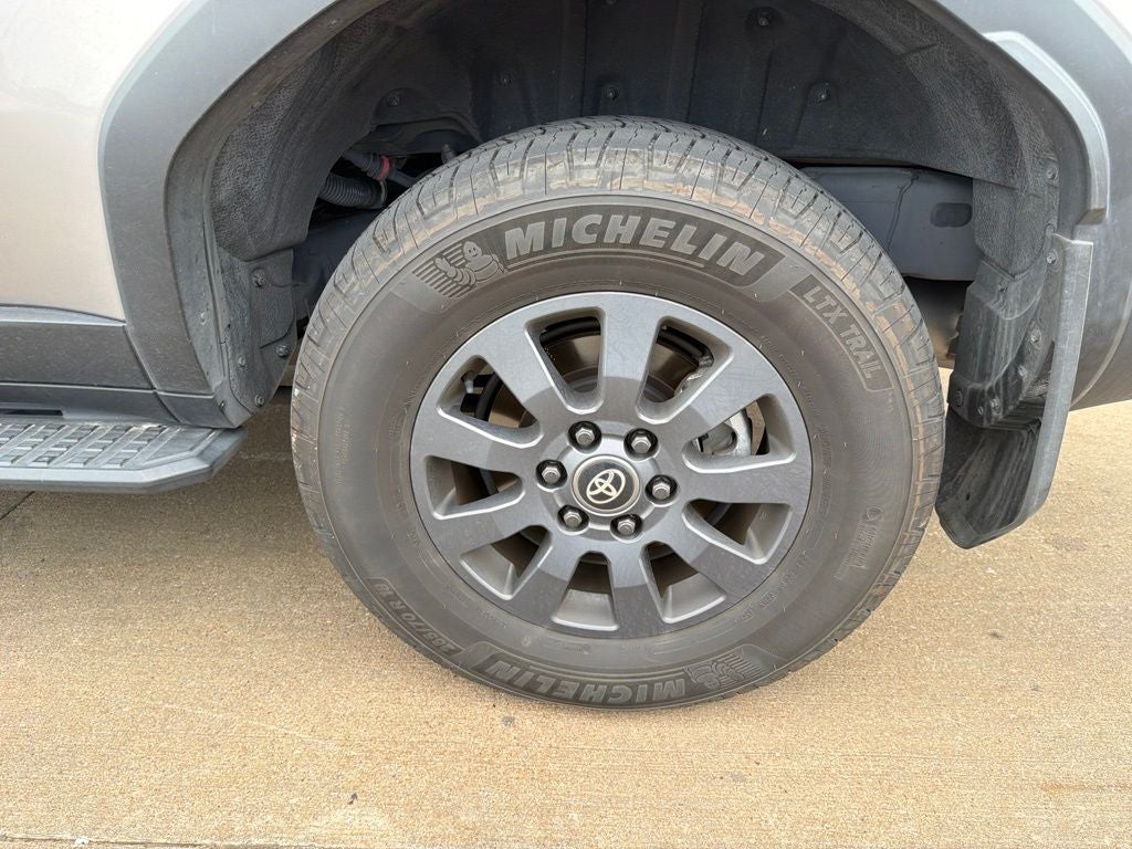 2024 Toyota Land Cruiser Base