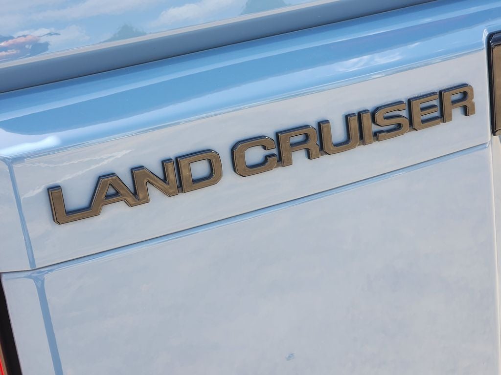 2025 Toyota Land Cruiser Base