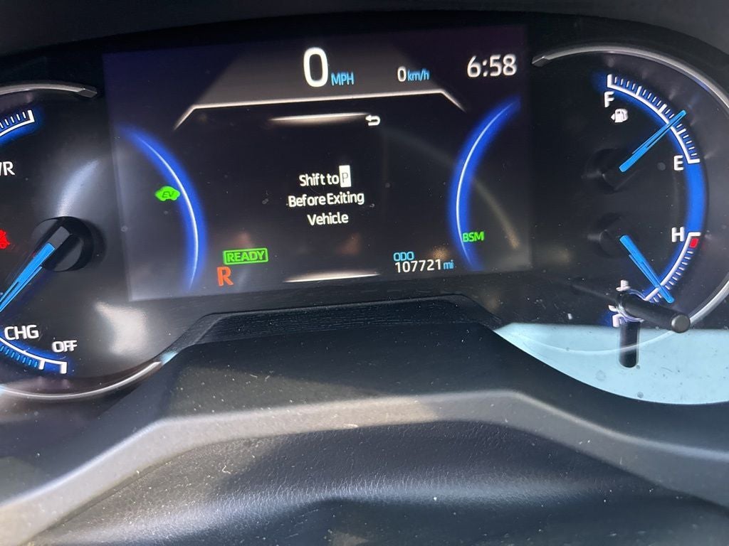 2023 Toyota RAV4 Hybrid SE