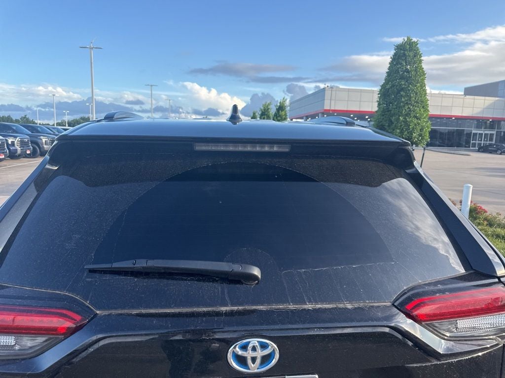2023 Toyota RAV4 Hybrid SE