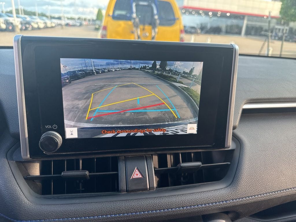2023 Toyota RAV4 Hybrid SE