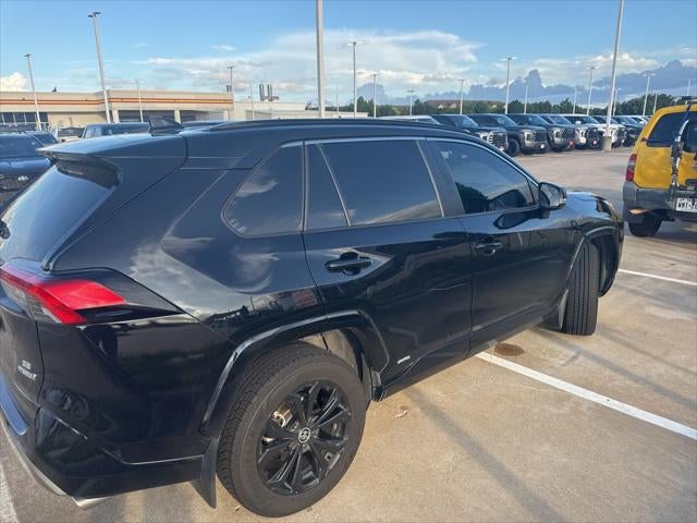 2023 Toyota RAV4 Hybrid SE