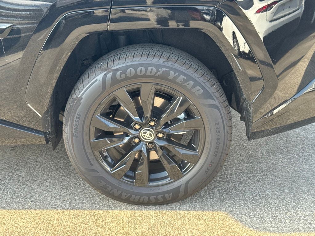 2026 Toyota RAV4 Plug-In Hybrid SE
