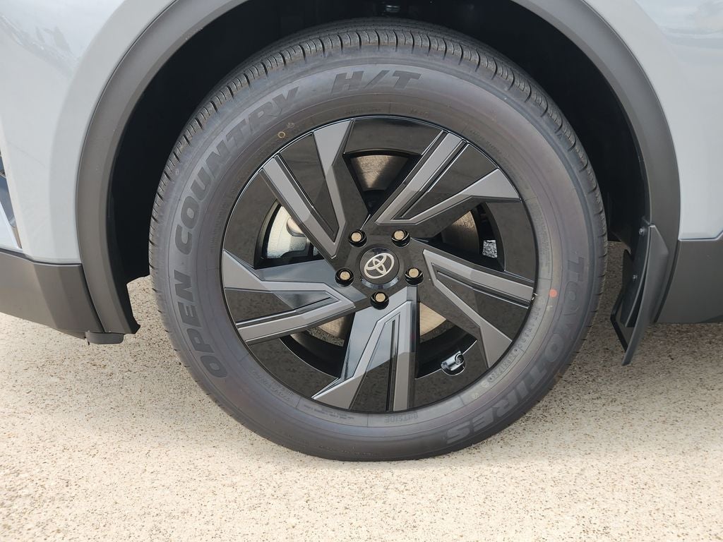 2026 Toyota C-HR SE