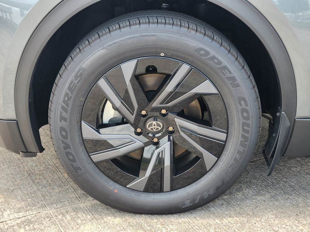 2026 Toyota C-HR SE