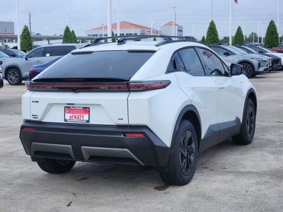 2026 Toyota C-HR SE