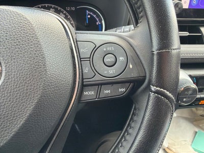 2025 Toyota RAV4 Hybrid XLE Premium