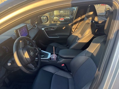 2025 Toyota RAV4 Hybrid XSE