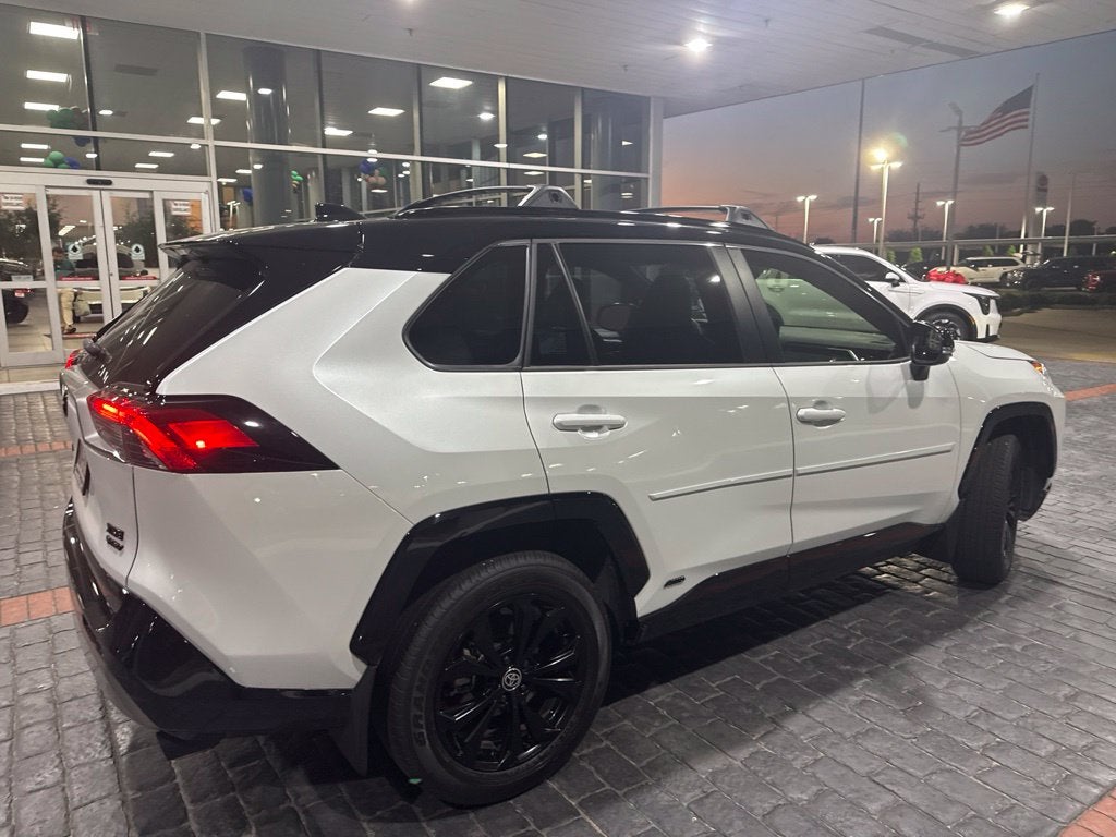 2025 Toyota RAV4 Hybrid XSE