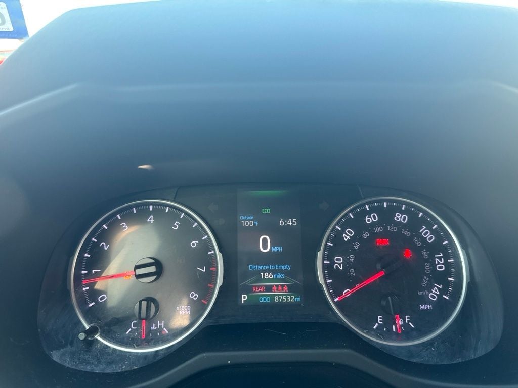 2020 Toyota RAV4 LE