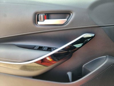 2025 Toyota Corolla Hatchback XSE