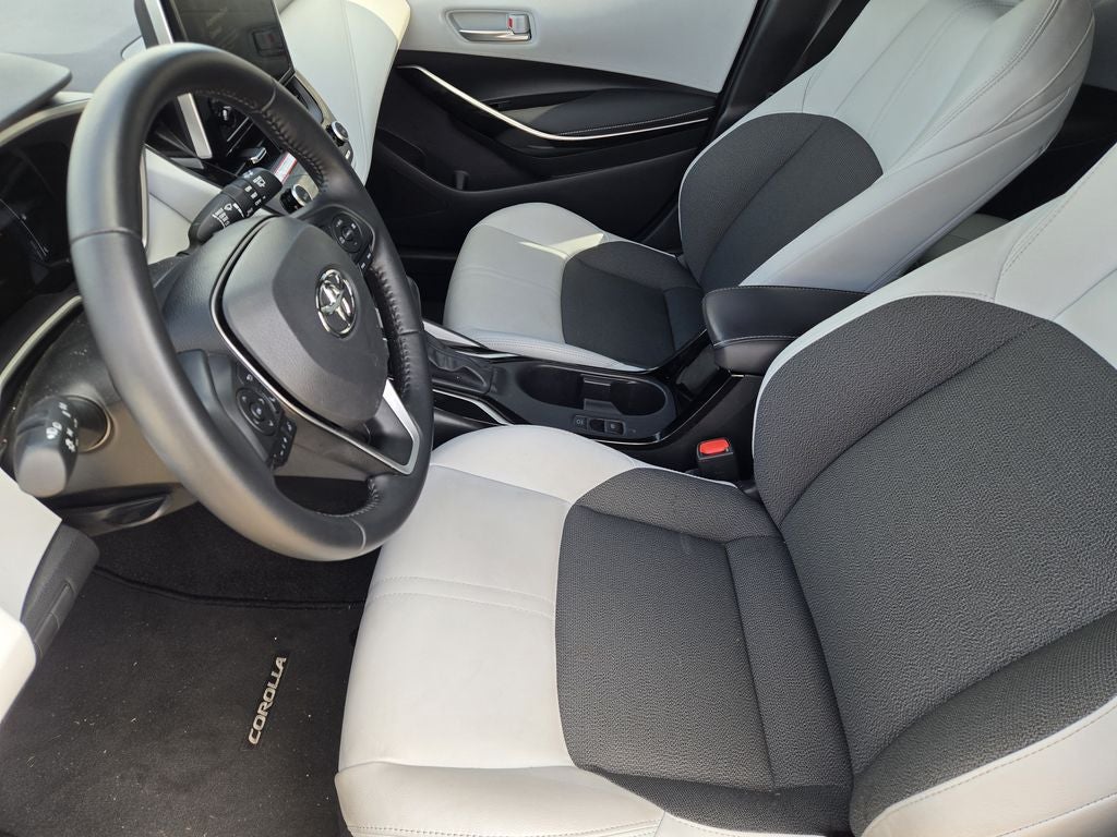 2025 Toyota Corolla Hatchback XSE