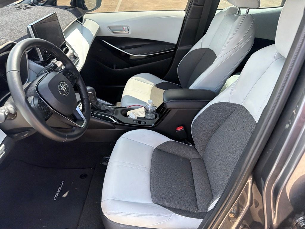 2025 Toyota Corolla Hatchback XSE